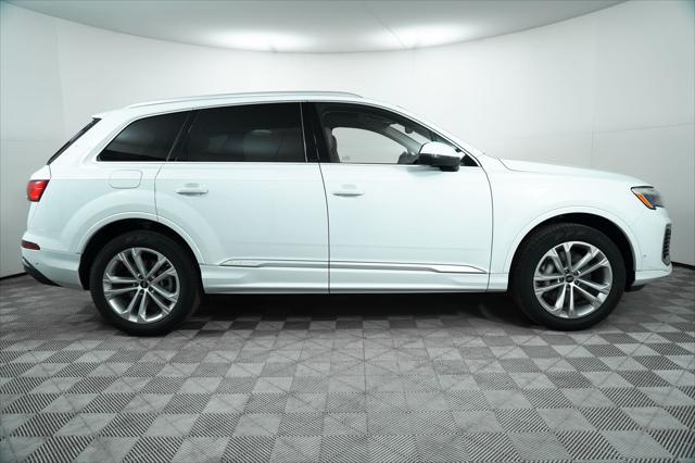 new 2025 Audi Q7 car, priced at $65,600