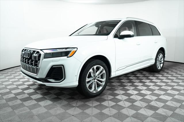 new 2025 Audi Q7 car, priced at $65,600