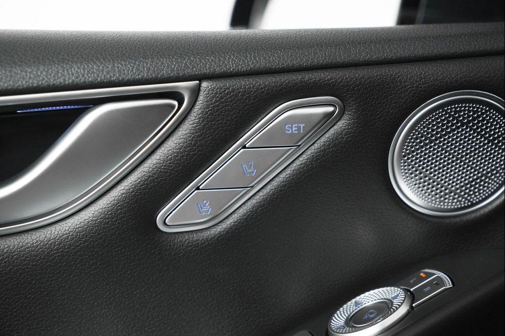 used 2021 Genesis G80 car, priced at $35,000