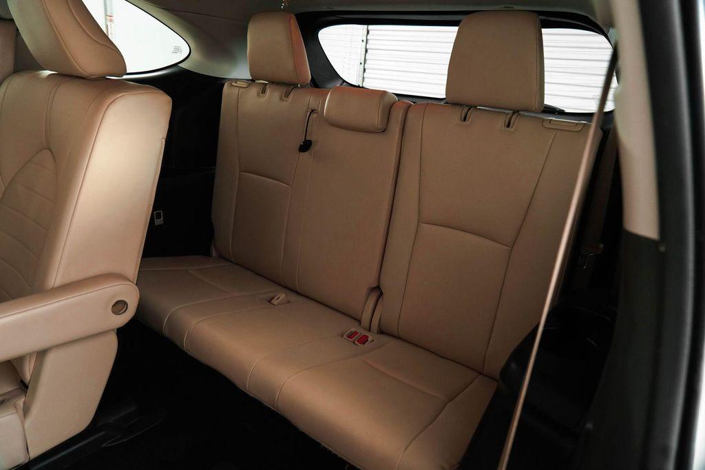 used 2020 Toyota Highlander car, priced at $26,500