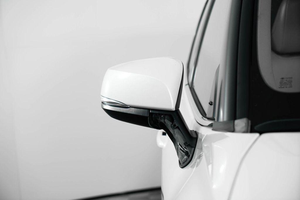 used 2020 Toyota Highlander car, priced at $26,500