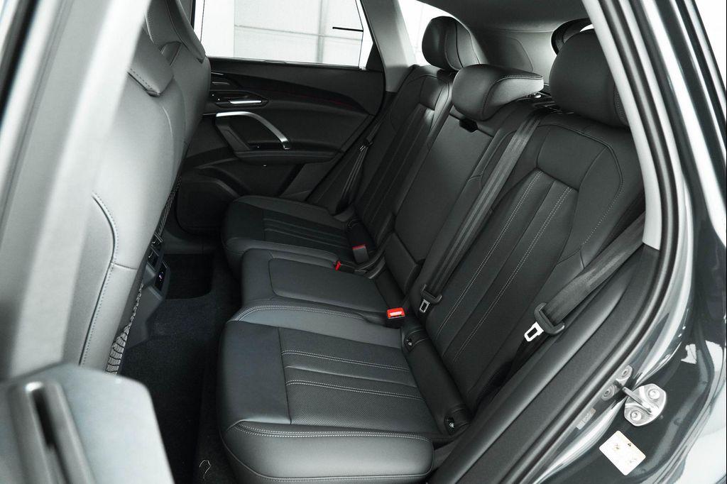 new 2025 Audi Q5 car, priced at $60,175
