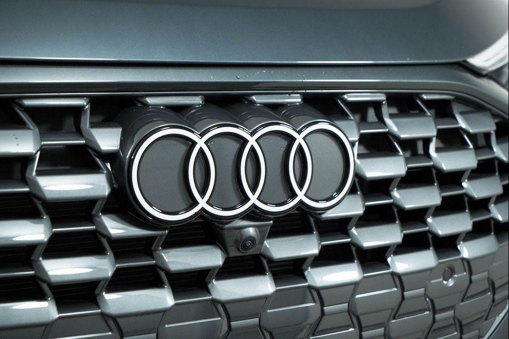 new 2025 Audi Q5 car, priced at $60,175