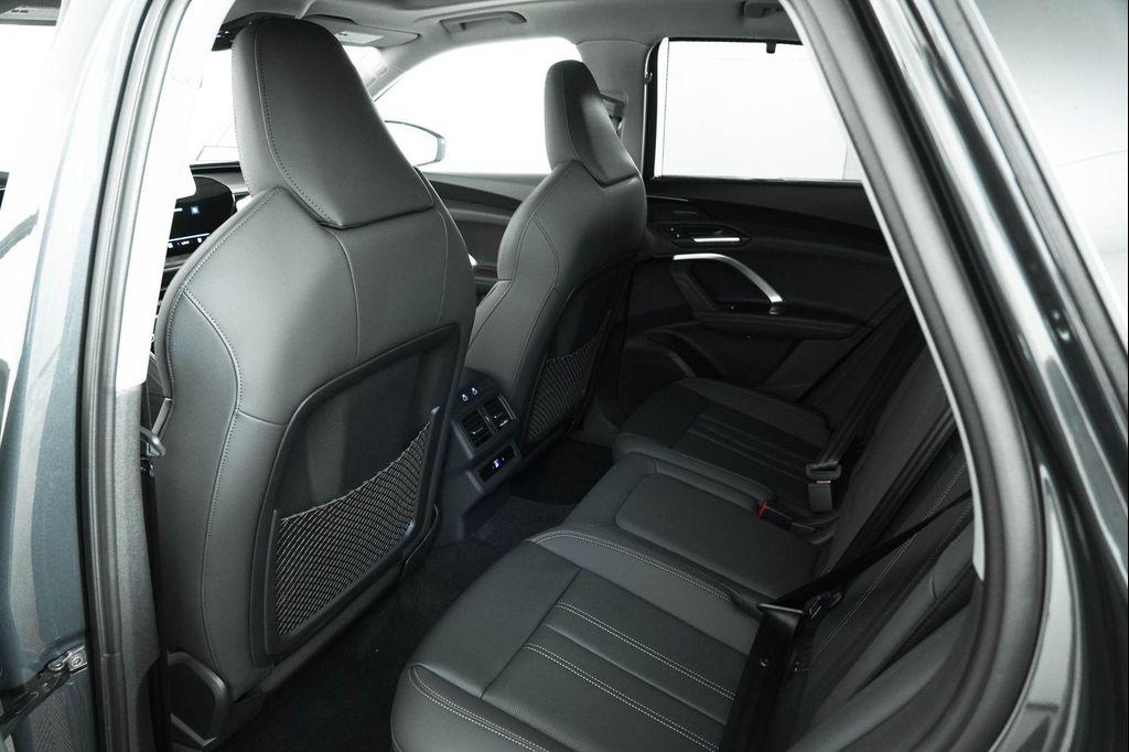 new 2025 Audi Q5 car, priced at $60,175