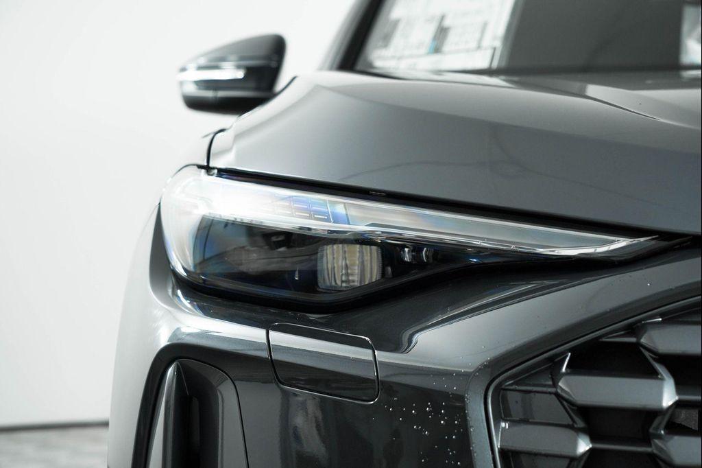new 2025 Audi Q5 car, priced at $60,175