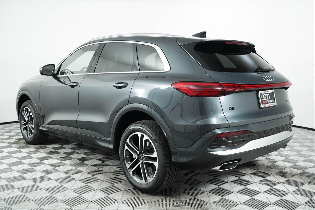 new 2025 Audi Q5 car, priced at $60,175