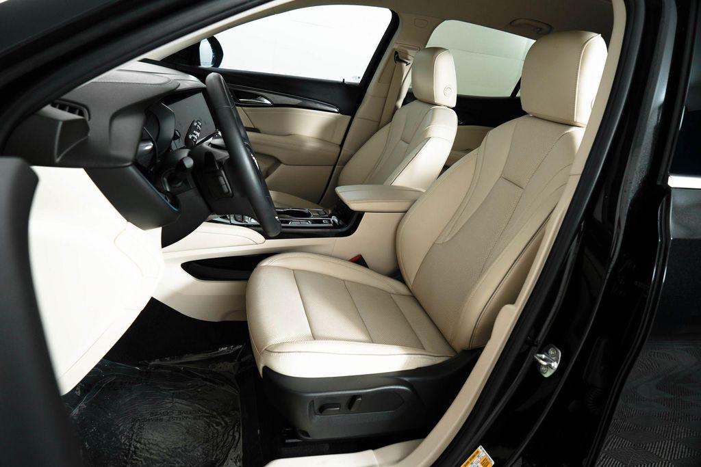 used 2023 Buick Envision car, priced at $27,500