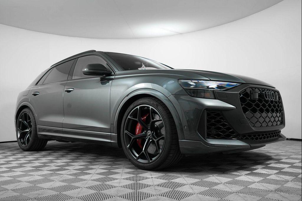 new 2025 Audi RS Q8 car, priced at $156,100