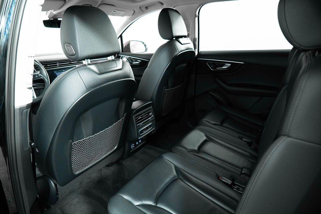 used 2020 Audi Q7 car, priced at $27,500