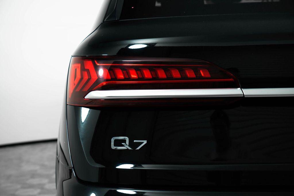 used 2020 Audi Q7 car, priced at $27,500