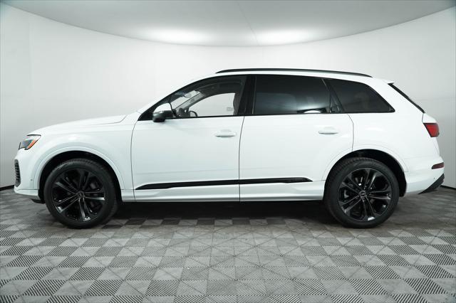 new 2025 Audi Q7 car, priced at $77,605