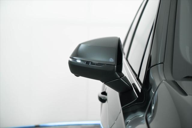 new 2025 Audi Q7 car, priced at $77,225