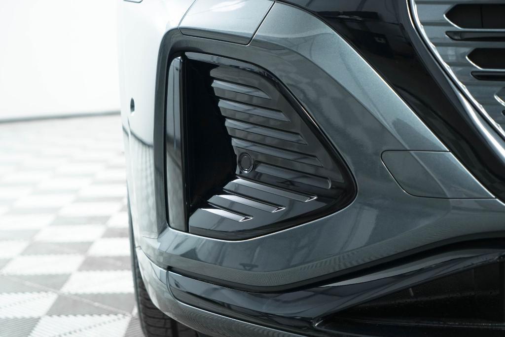 new 2024 Audi Q8 e-tron car, priced at $89,740