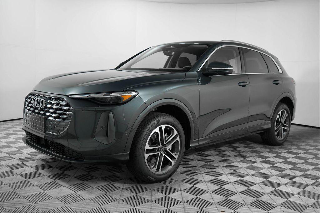 new 2025 Audi Q5 car, priced at $64,470