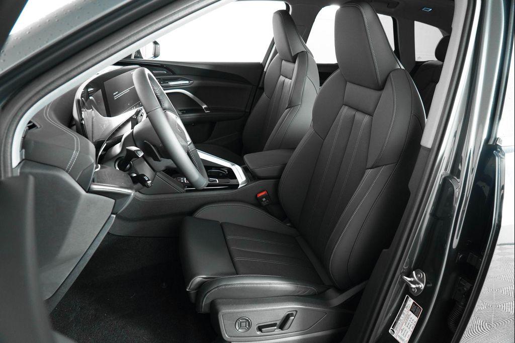 new 2025 Audi Q5 car, priced at $64,470
