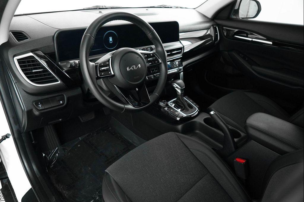 used 2024 Kia Seltos car, priced at $24,500