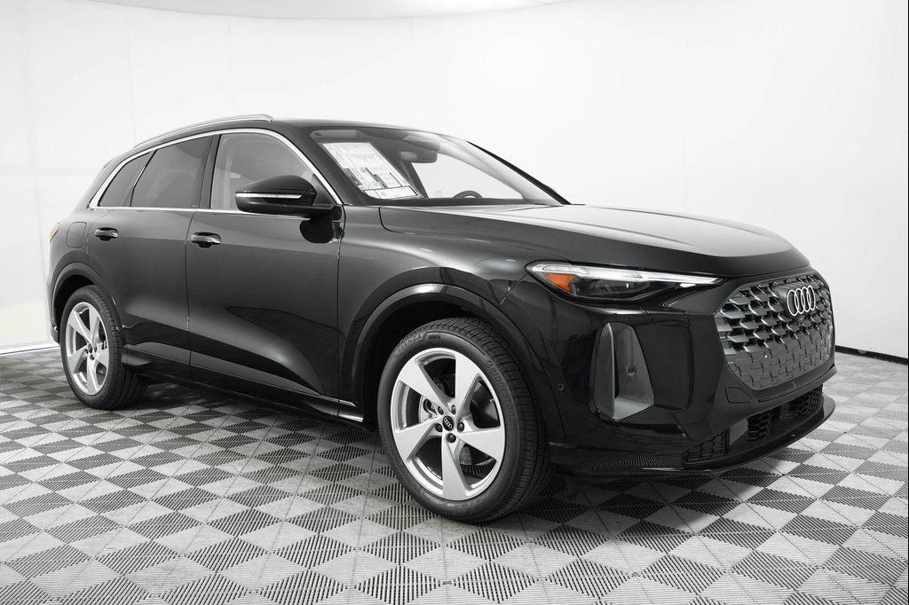 new 2025 Audi Q5 car, priced at $64,250