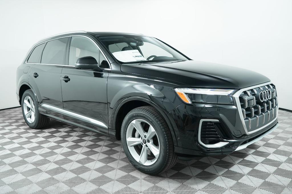 new 2025 Audi Q7 car, priced at $64,650