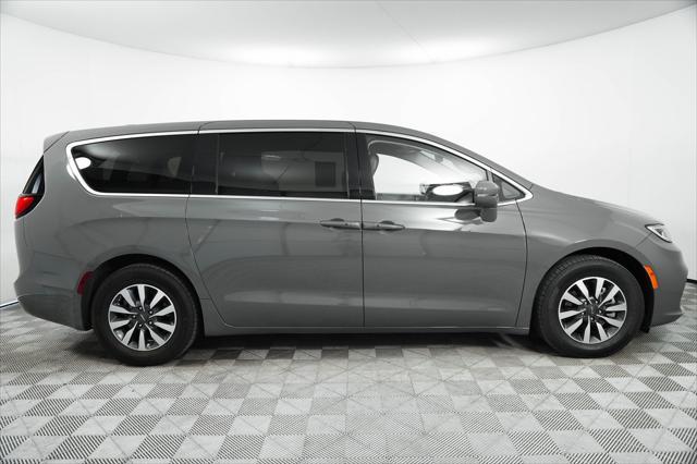 used 2022 Chrysler Pacifica Hybrid car, priced at $19,800