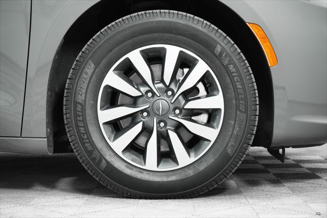 used 2022 Chrysler Pacifica Hybrid car, priced at $19,800