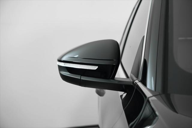 new 2025 Audi Q5 car, priced at $58,100