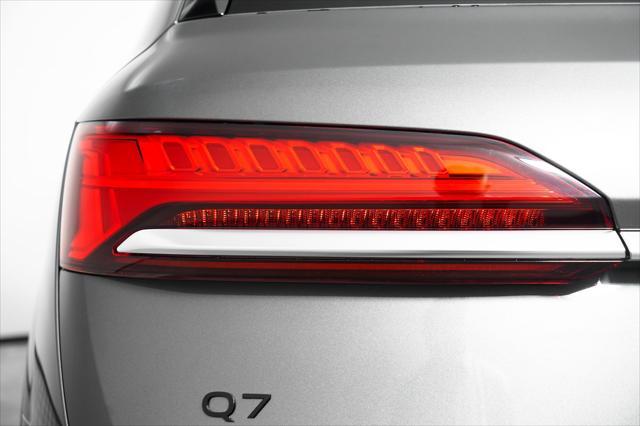 new 2025 Audi Q7 car, priced at $69,600