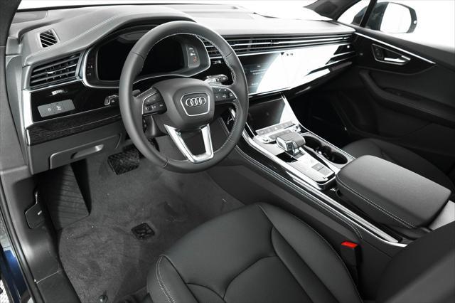 new 2025 Audi Q7 car, priced at $77,750