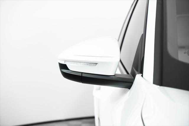 new 2025 Audi Q6 e-tron car, priced at $69,550
