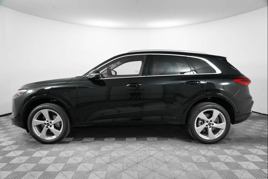 new 2025 Audi Q5 car, priced at $61,950
