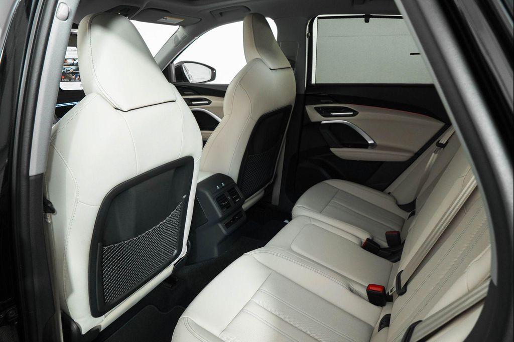 new 2025 Audi Q5 car, priced at $61,950
