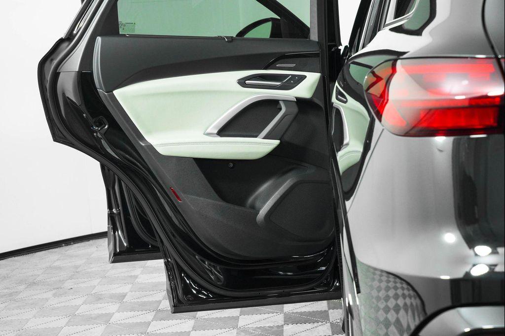 new 2025 Audi Q5 car, priced at $61,950