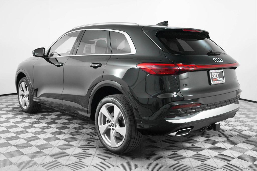new 2025 Audi Q5 car, priced at $61,950