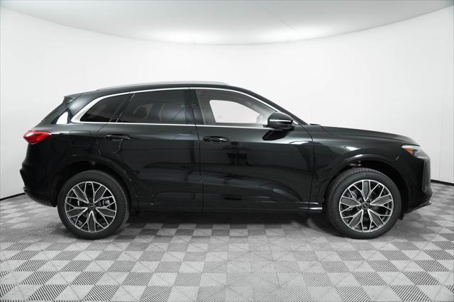 new 2025 Audi Q5 car, priced at $60,975