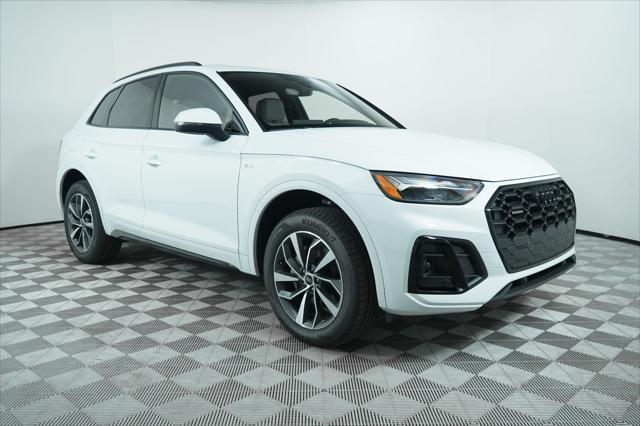 new 2024 Audi Q5 car, priced at $53,090