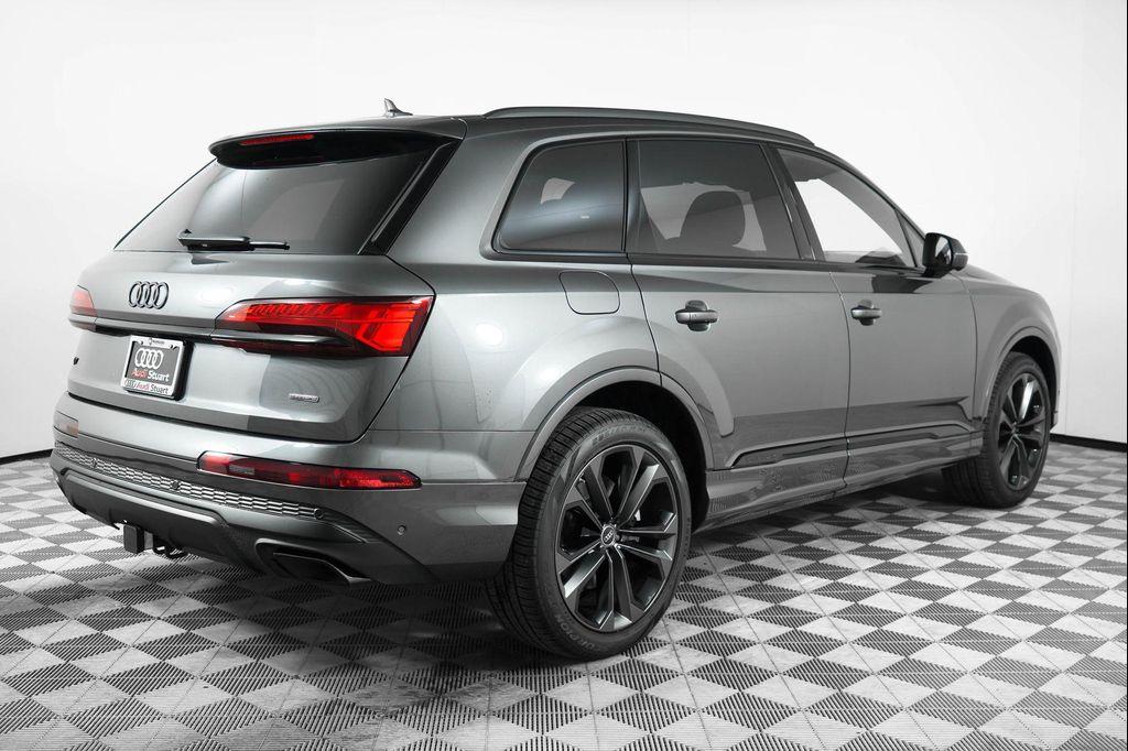 new 2025 Audi Q7 car, priced at $77,750