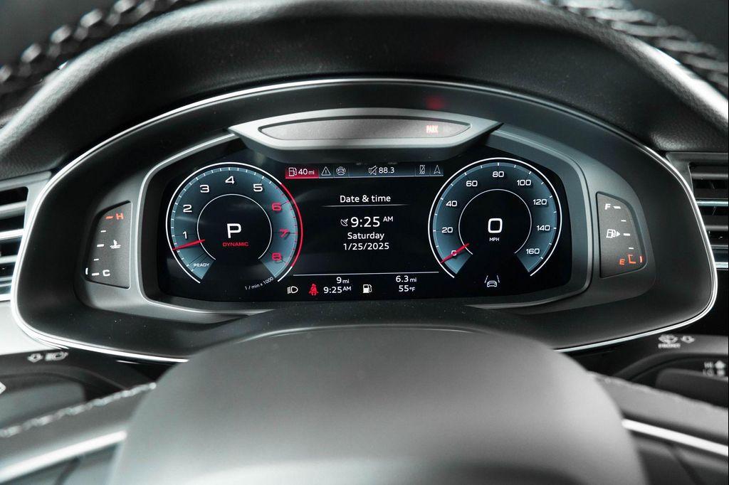 new 2025 Audi Q7 car, priced at $77,750