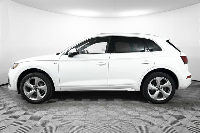 new 2025 Audi Q5 car, priced at $61,285