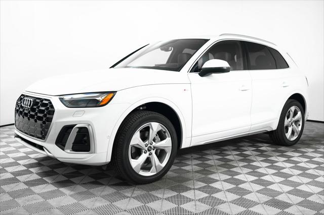 new 2025 Audi Q5 car, priced at $61,285