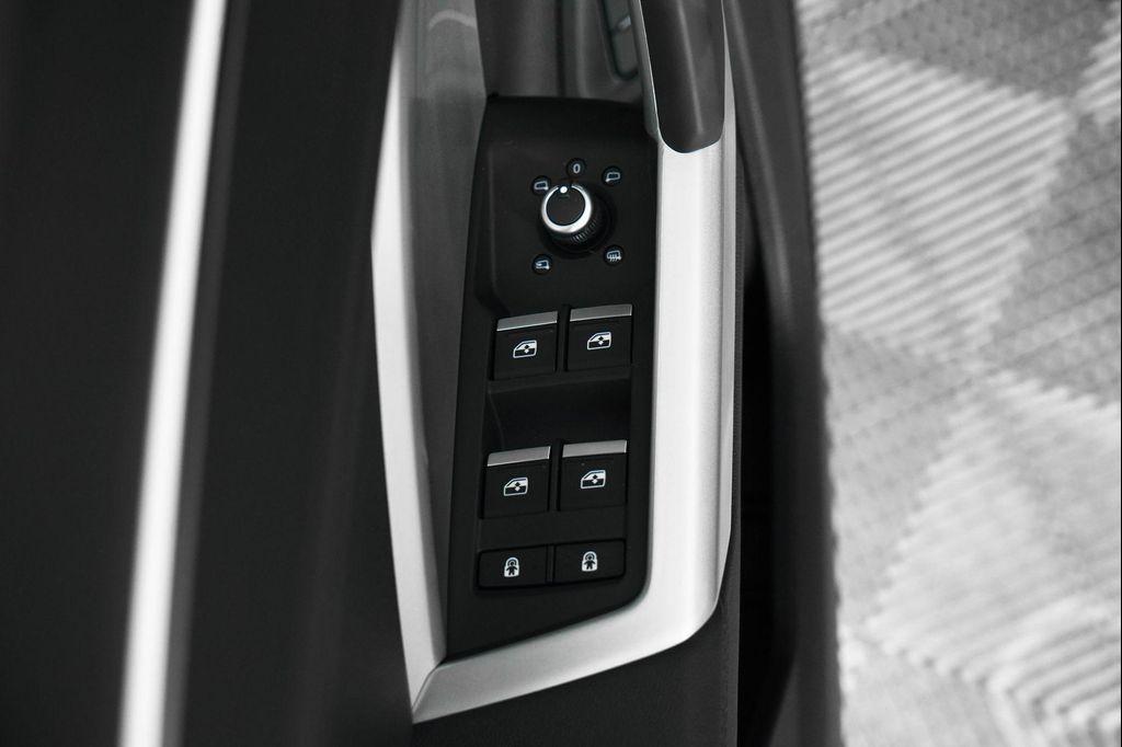 new 2025 Audi Q3 car, priced at $44,060