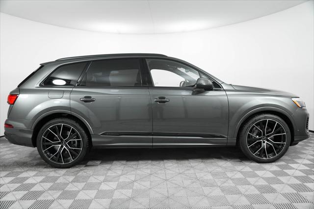 new 2025 Audi Q7 car, priced at $77,750