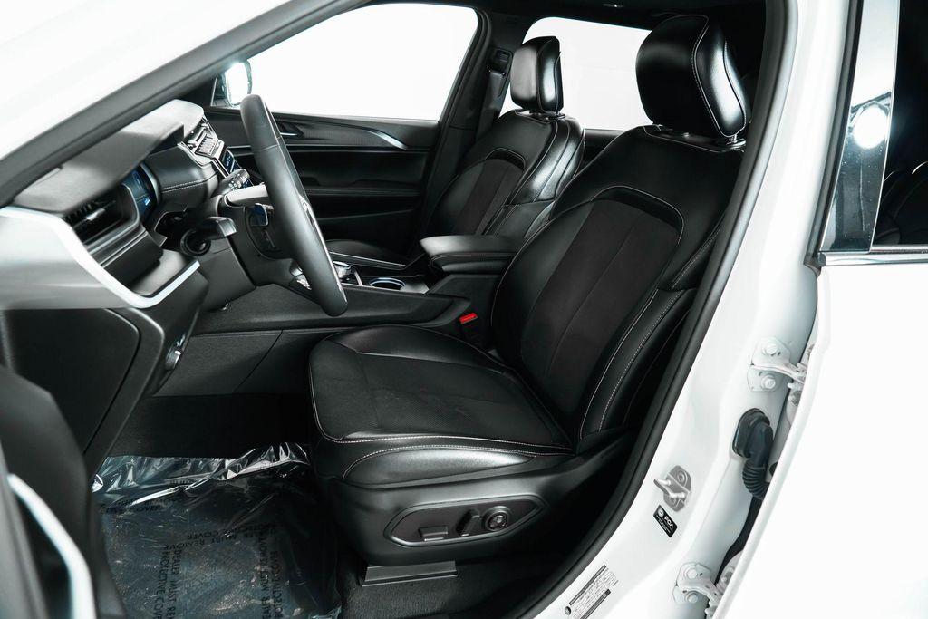 used 2024 Jeep Grand Cherokee L car, priced at $34,500