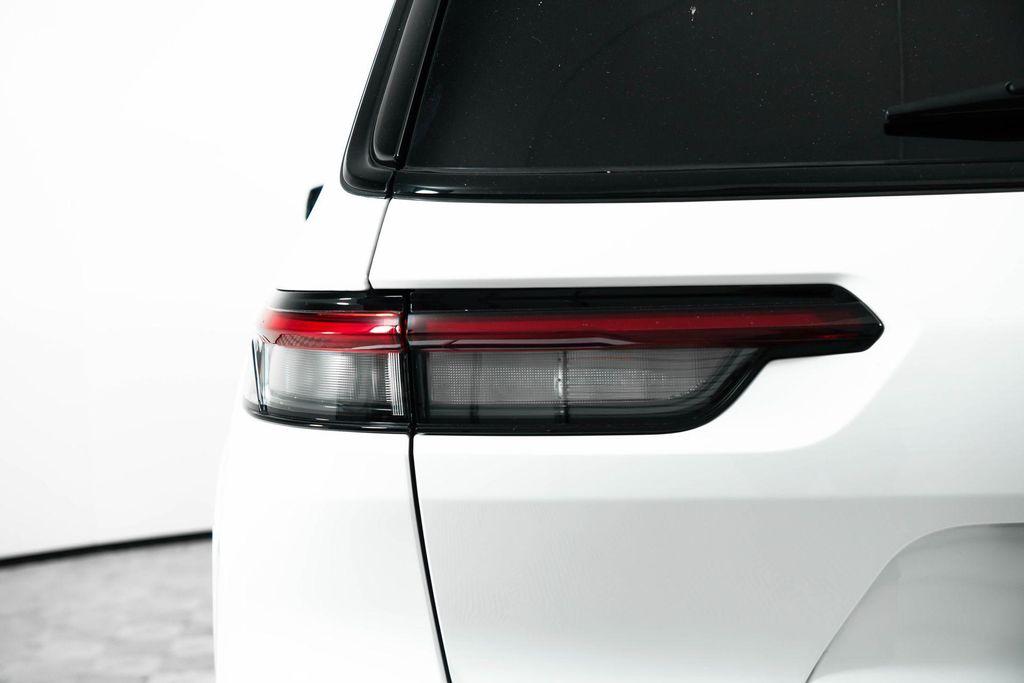 used 2024 Jeep Grand Cherokee L car, priced at $34,500