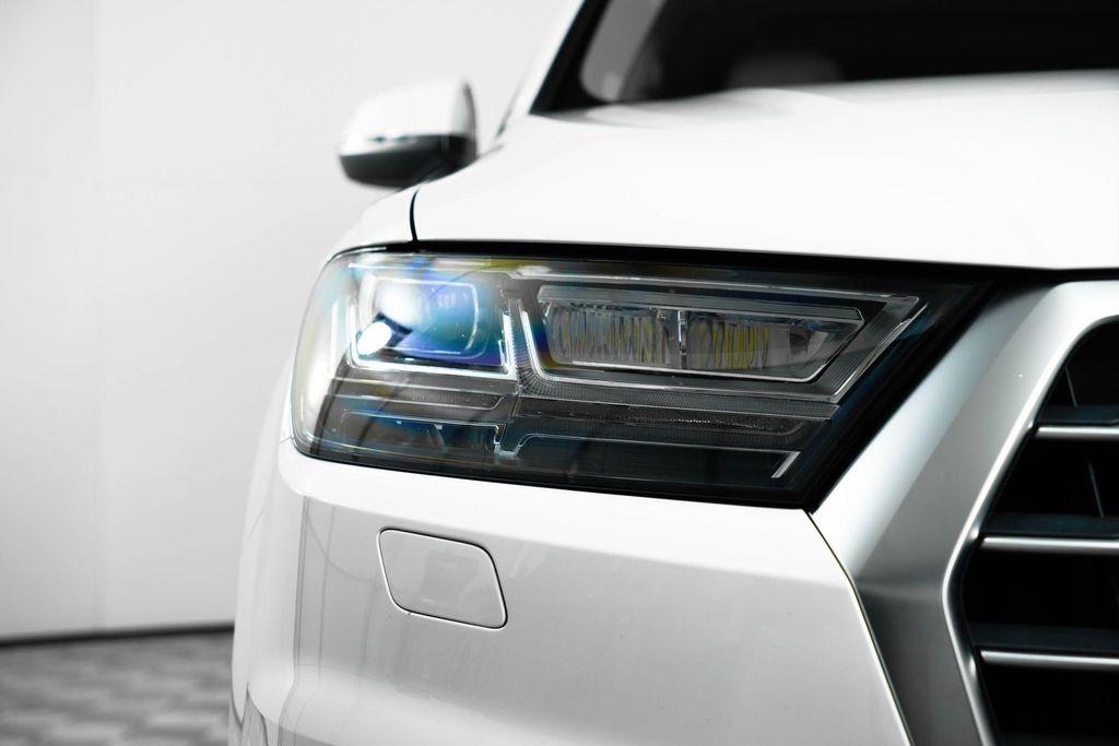used 2019 Audi Q7 car, priced at $28,000