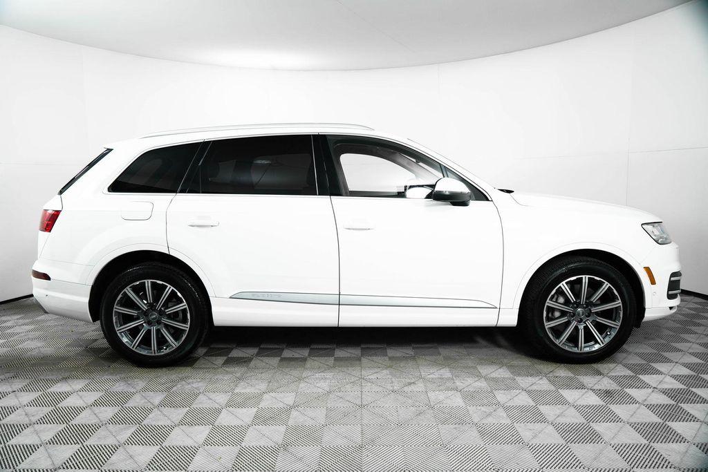 used 2019 Audi Q7 car, priced at $28,000