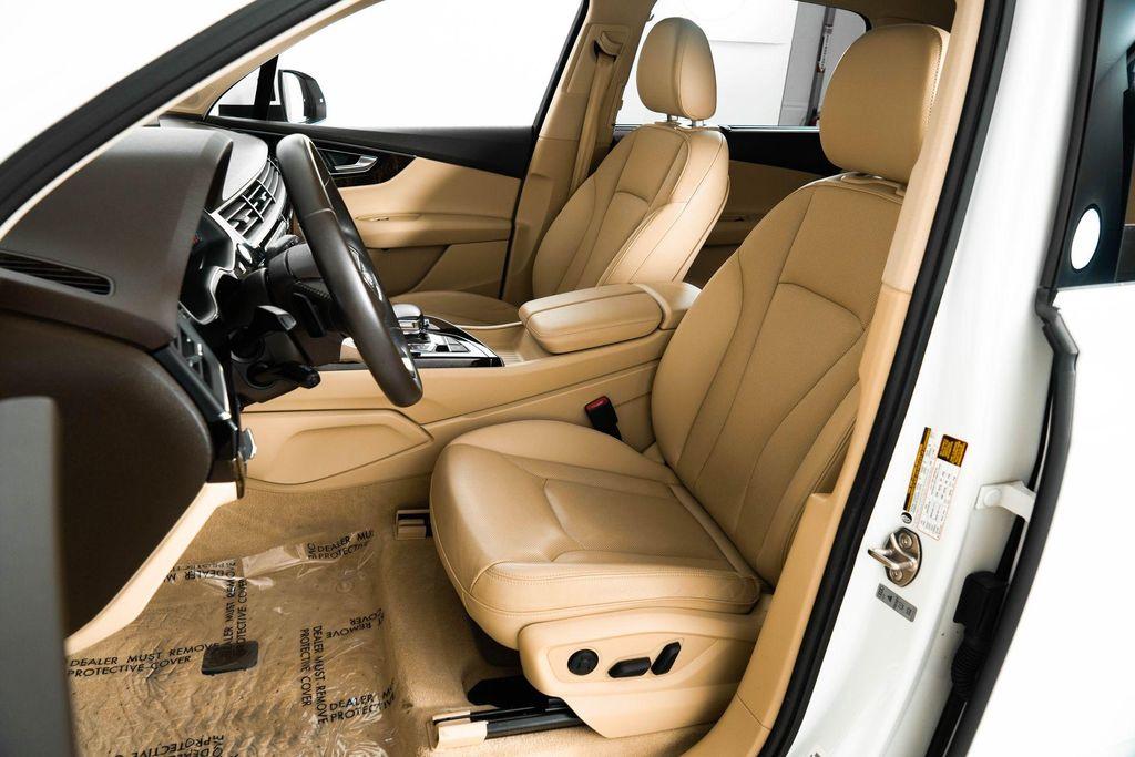 used 2019 Audi Q7 car, priced at $28,000