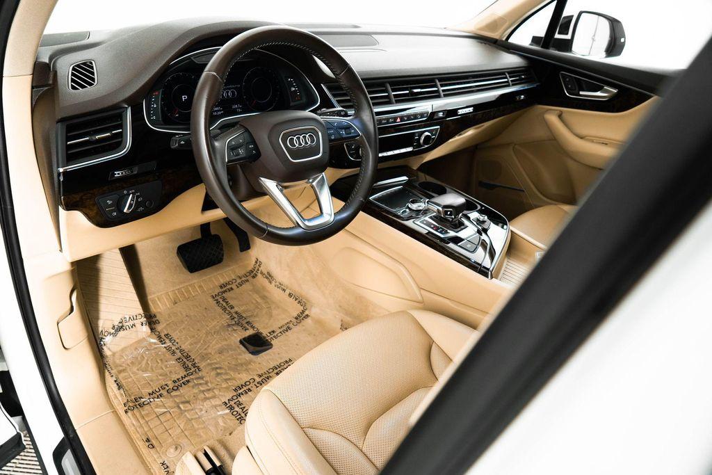 used 2019 Audi Q7 car, priced at $28,000