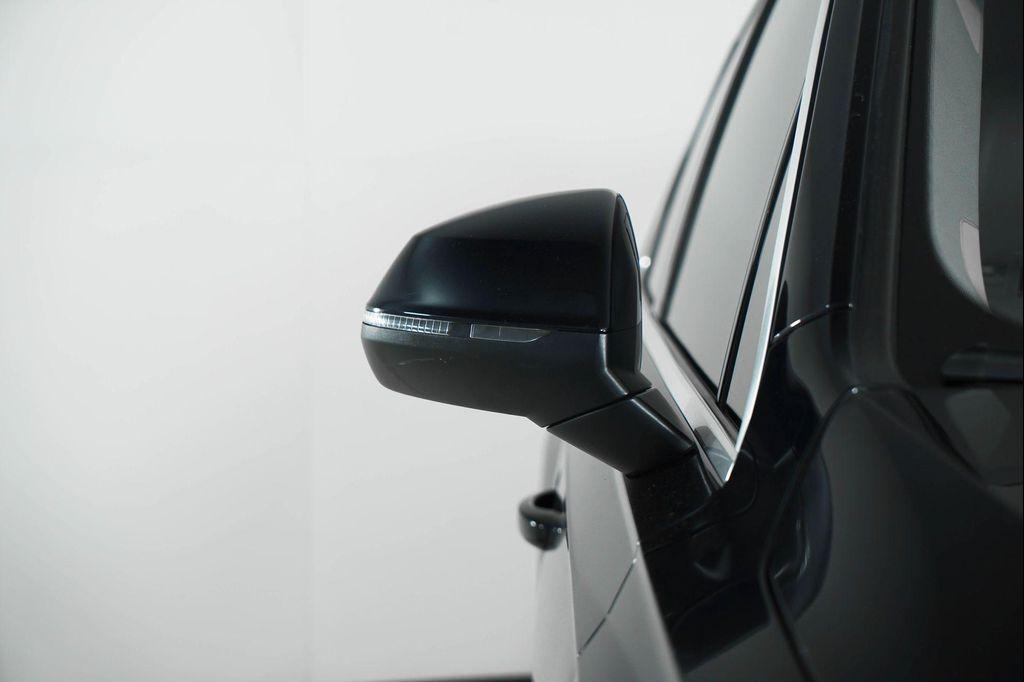 used 2019 Audi Q7 car, priced at $18,500