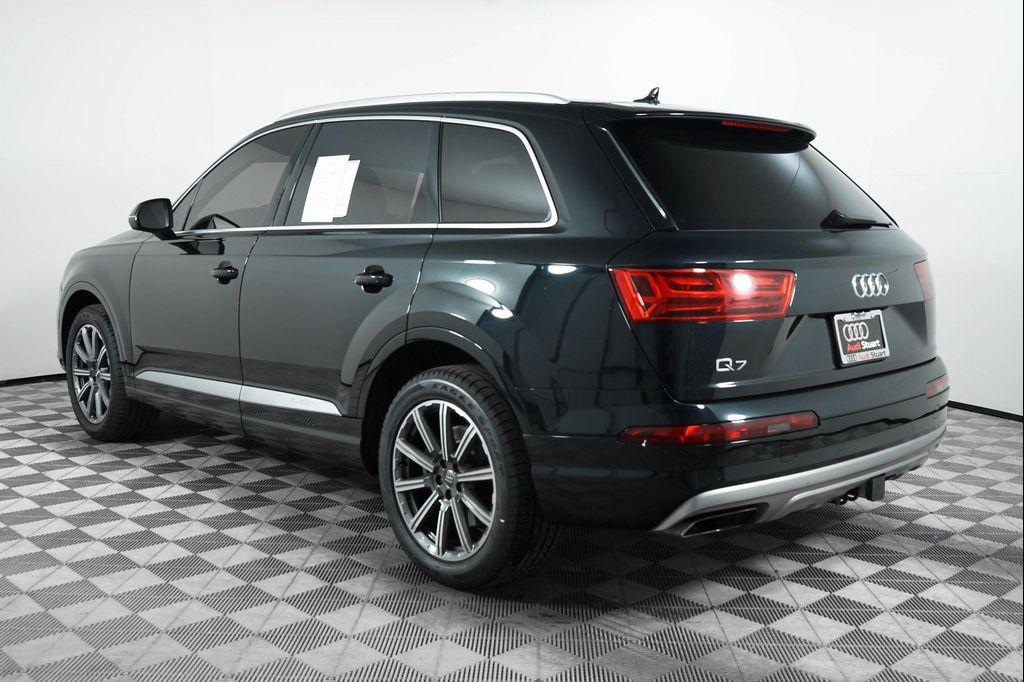 used 2019 Audi Q7 car, priced at $18,500