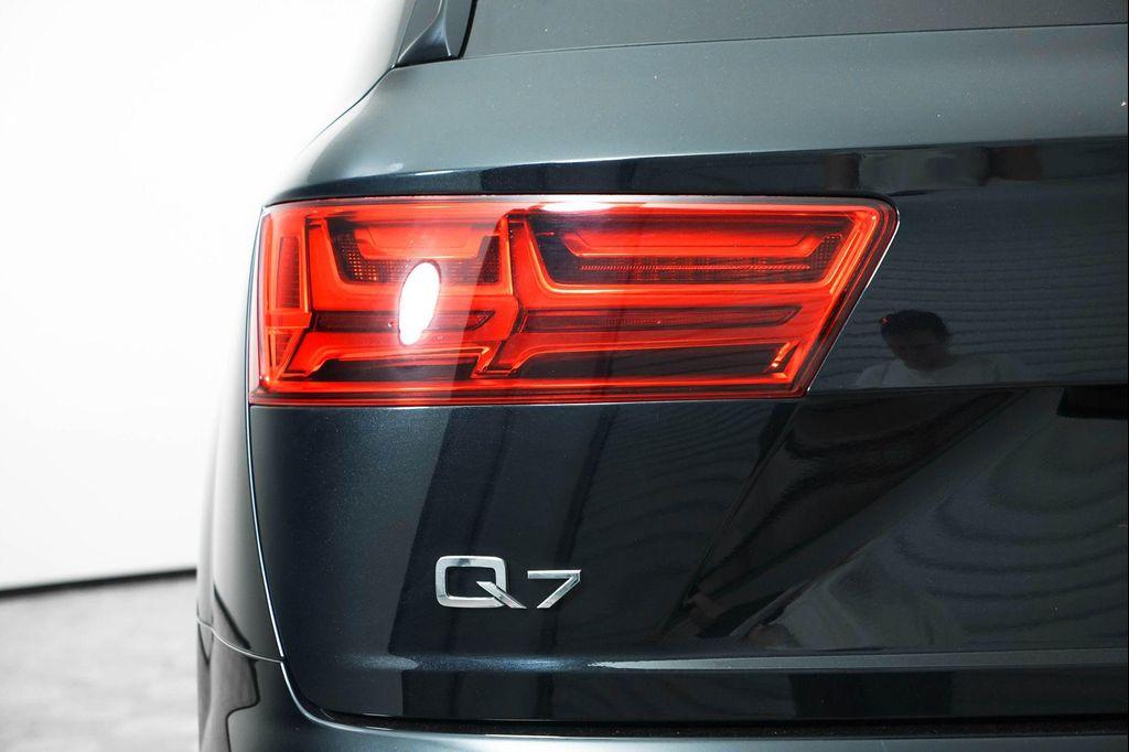 used 2019 Audi Q7 car, priced at $18,500