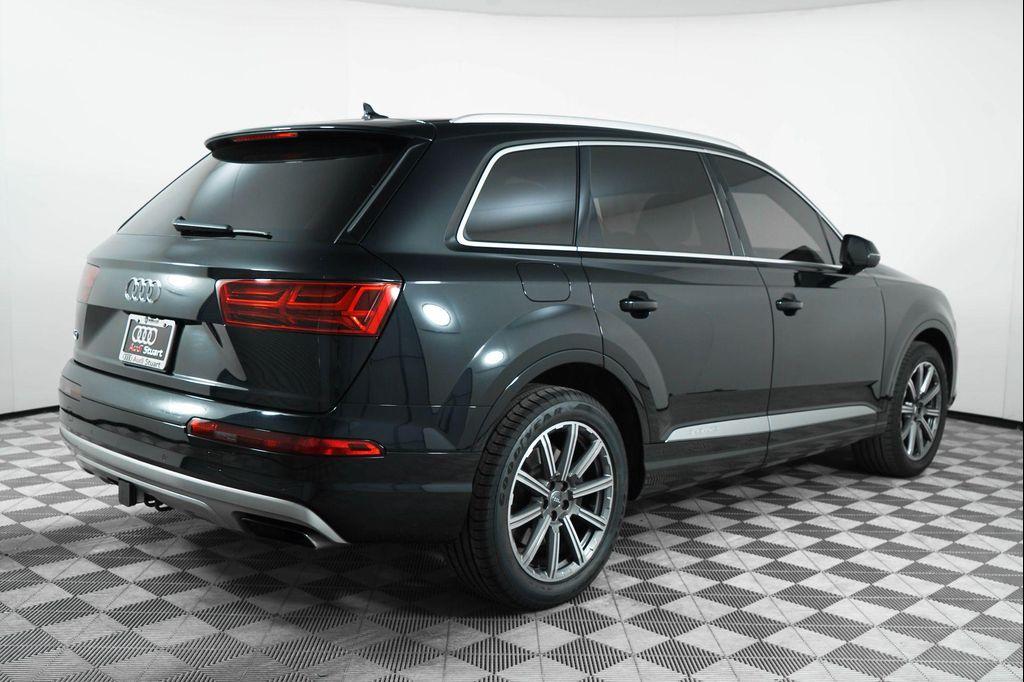 used 2019 Audi Q7 car, priced at $18,500